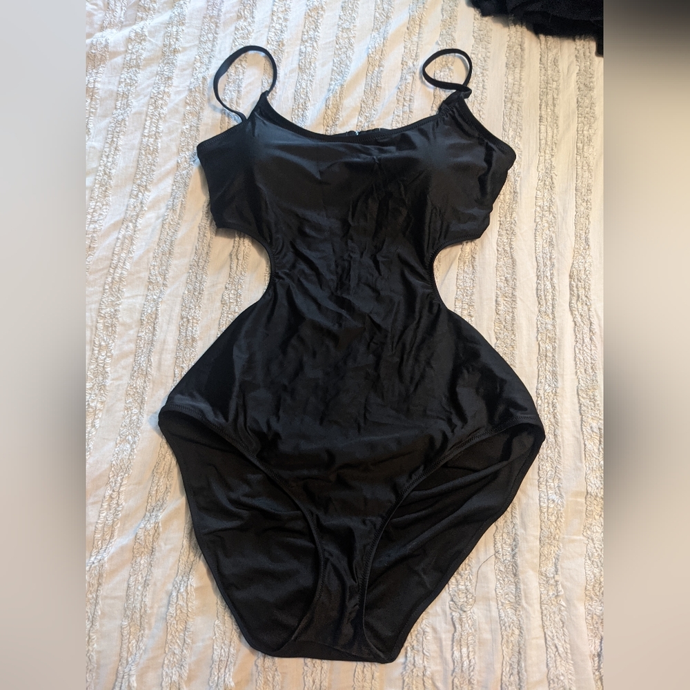 NWT aerie one piece swimsuit